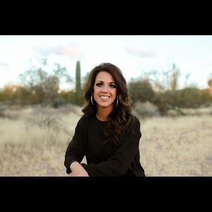 Meet your Posher, Becky